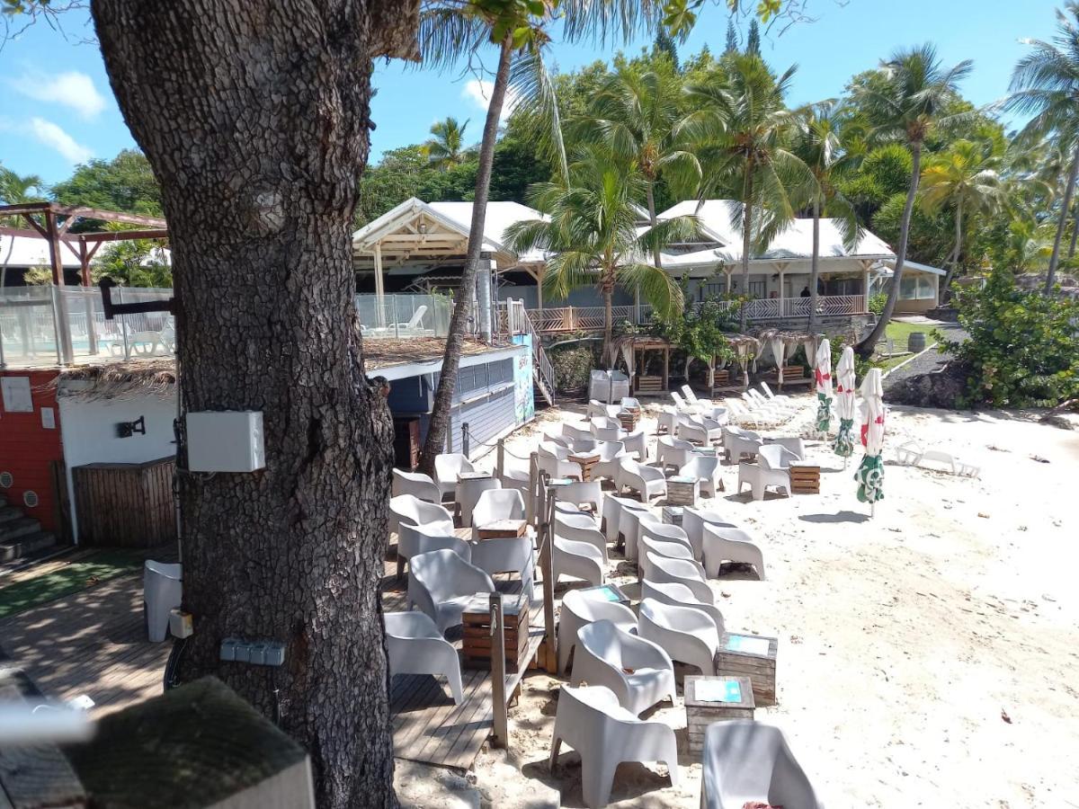 Grand Studio De 41 M², Vue Mer Et Jardin Tropical. Le Gosier  Exterior foto